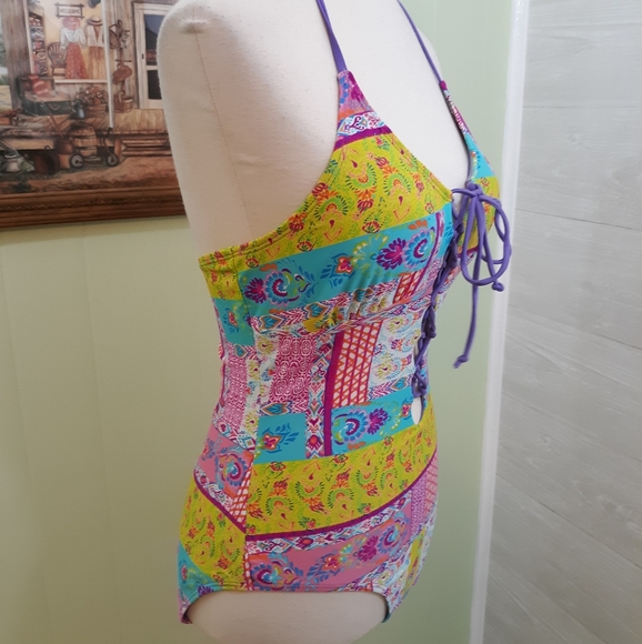 YmI patchwork deep plunge swimsuit sz medium *D - Picture 3 of 6